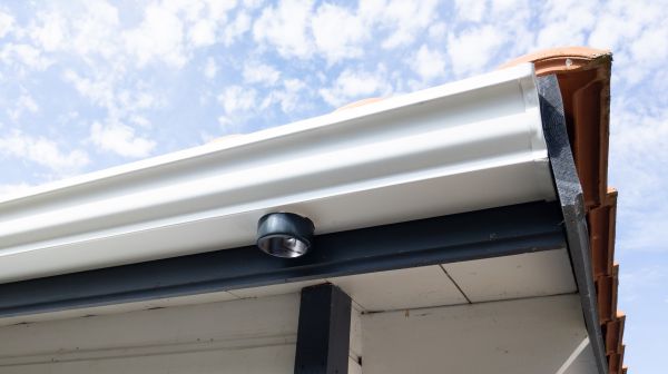 Seamless Gutters Installation in Slidell